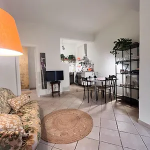  Casa vacanze Leda's Italia